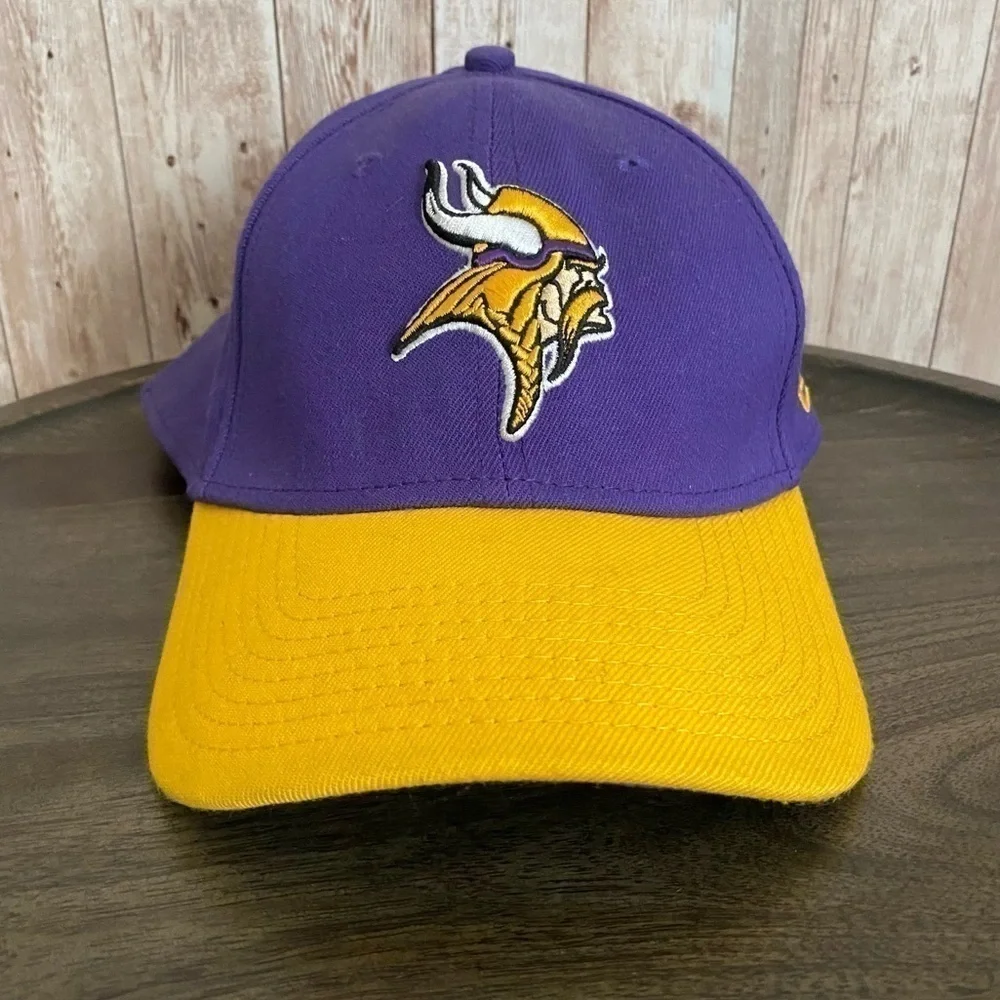 New Era 39 THIRTY Minnesota Vikings Cap Size Large/Extra Large